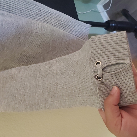 Cardigan - Picture 2 of 4